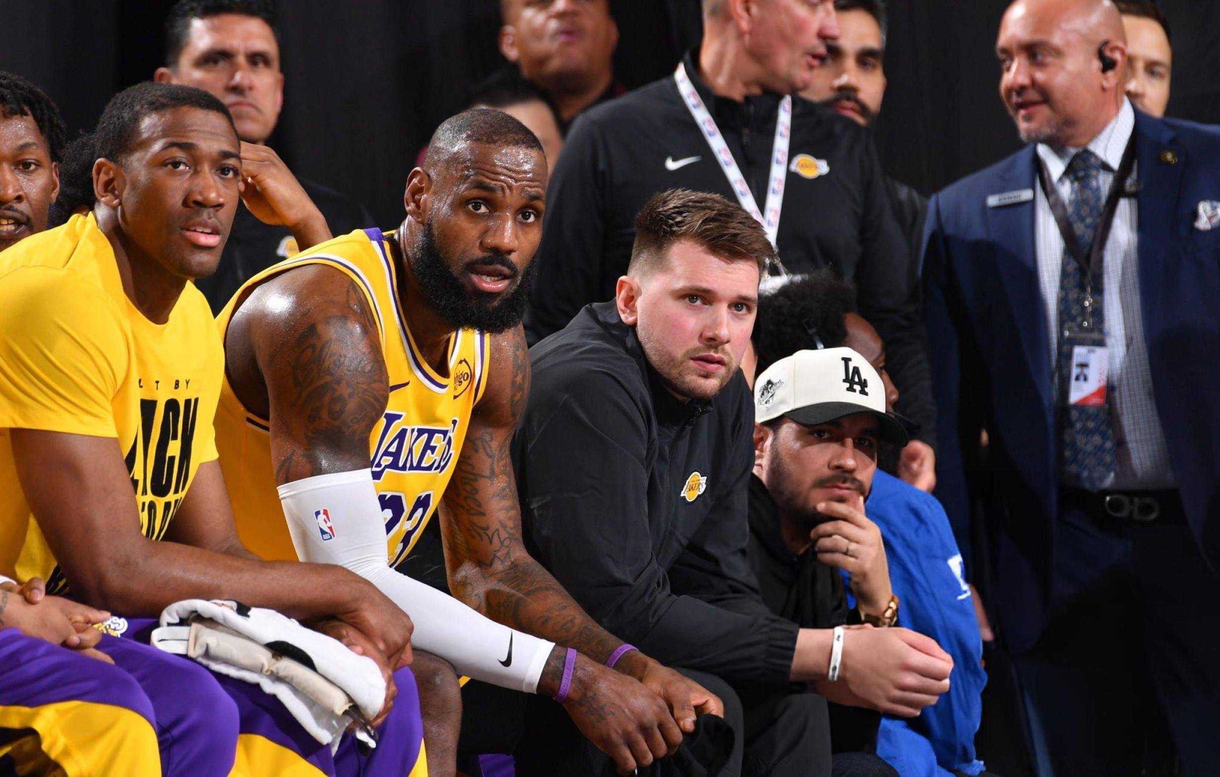 od体育培训-包含湖人队连胜达到三场，实力稳健的词条