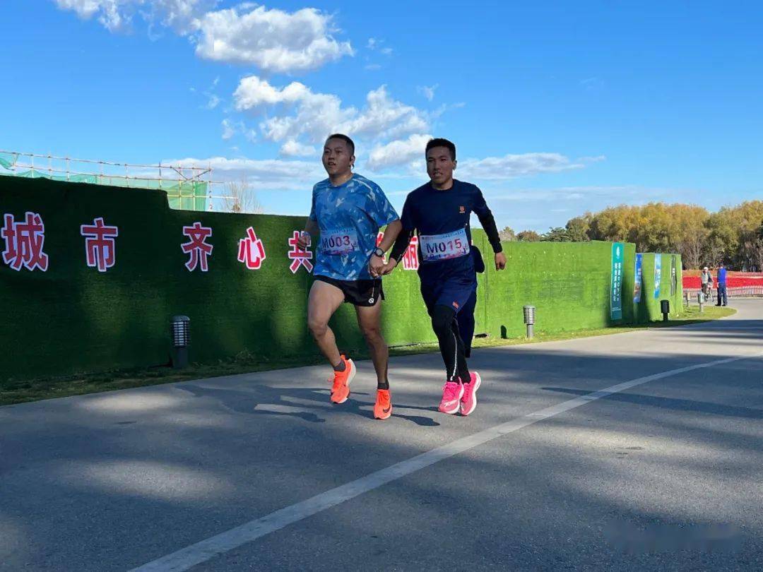 od体育地址-全队作战，团结合作战胜对手！