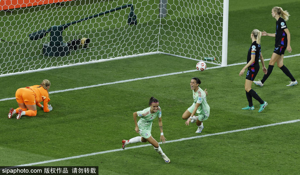 国际体育界女子足球比赛表现引发全球瞩目 国际体育界女子足球比赛表现引发全球瞩目